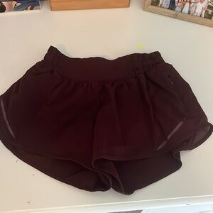 Maroon LULULEMON hotty hot 2.5 inch!!! Used but great condition, just too small